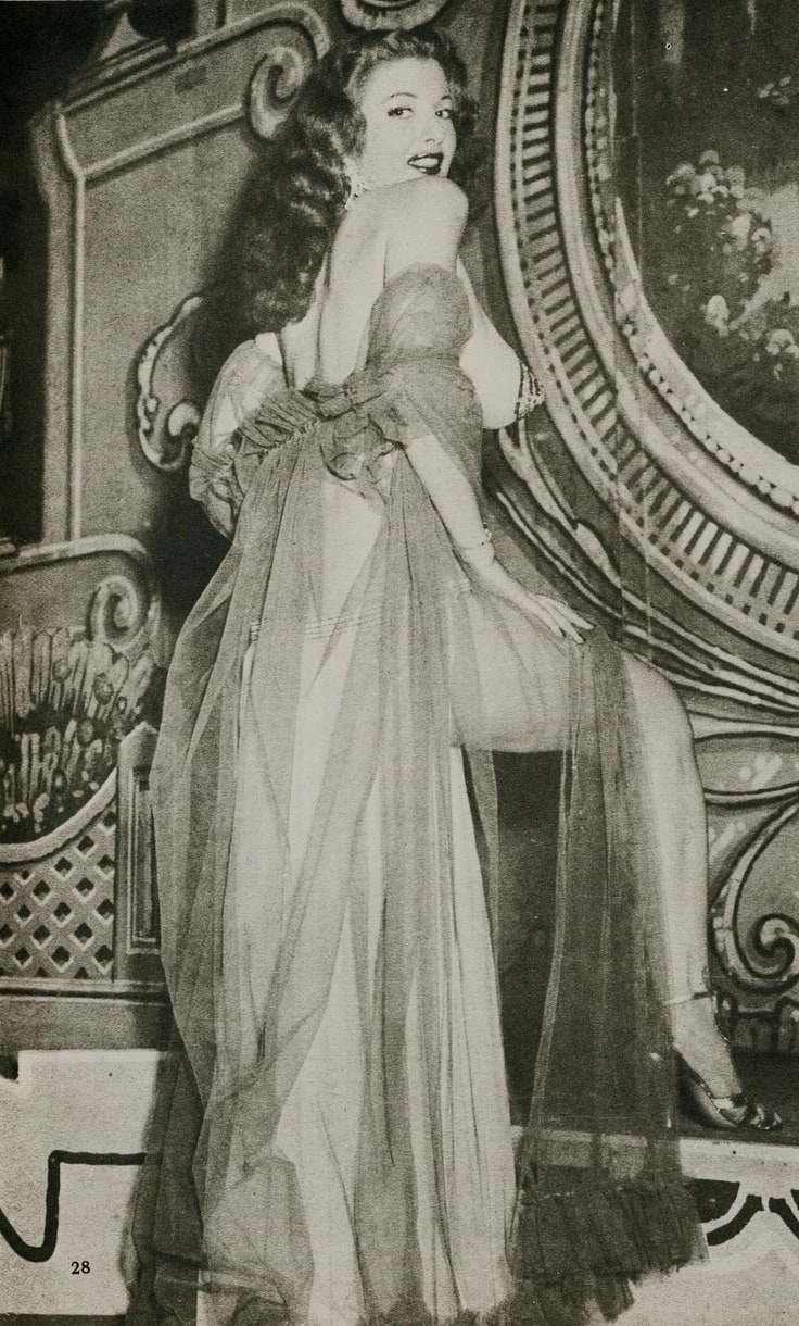 Classic Beauty Tempest Storm Splendid Isolation