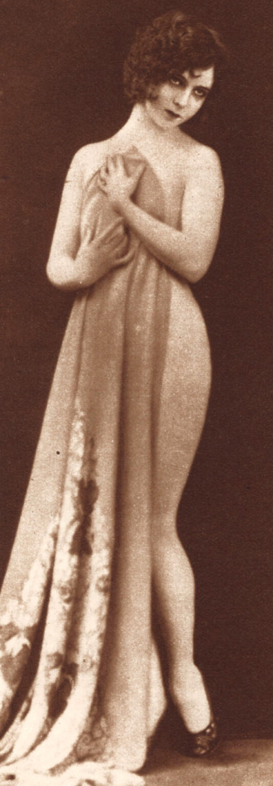 Classic Beauty: Wanda Stevenson – Splendid Isolation